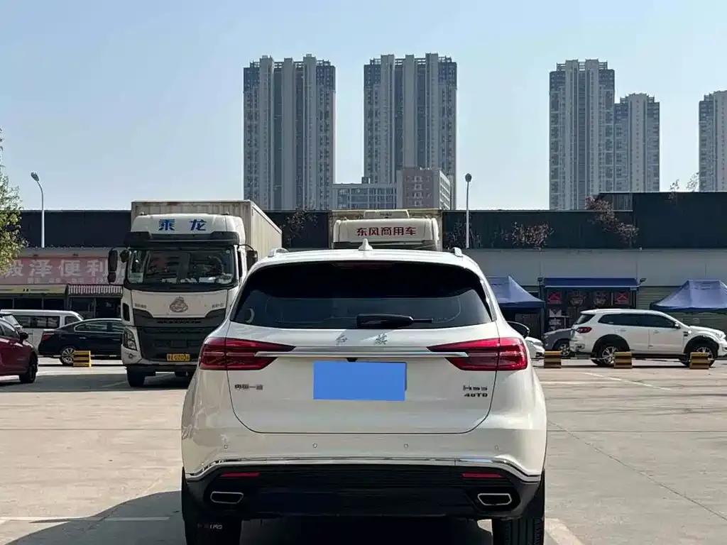 Hongqi HS5 — фото 3