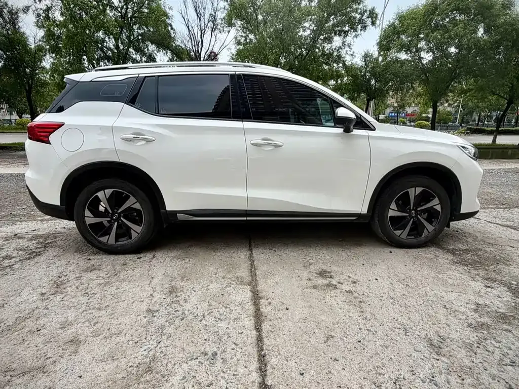 GAC Motor Trumpchi GS4 — фото 9