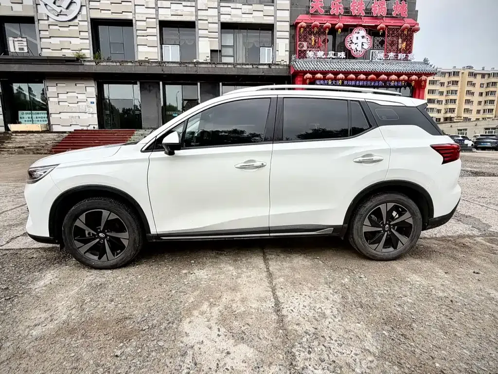 GAC Motor Trumpchi GS4 — фото 3