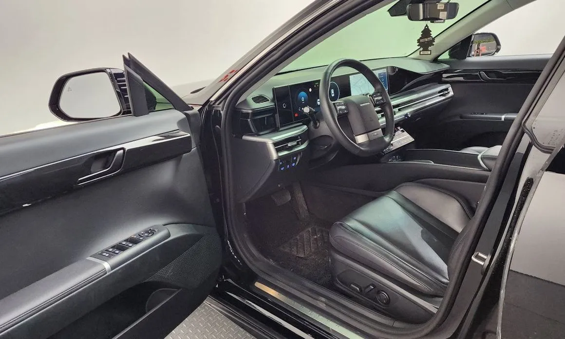 Hyundai Grandeur 2023 из KR, фото 2
