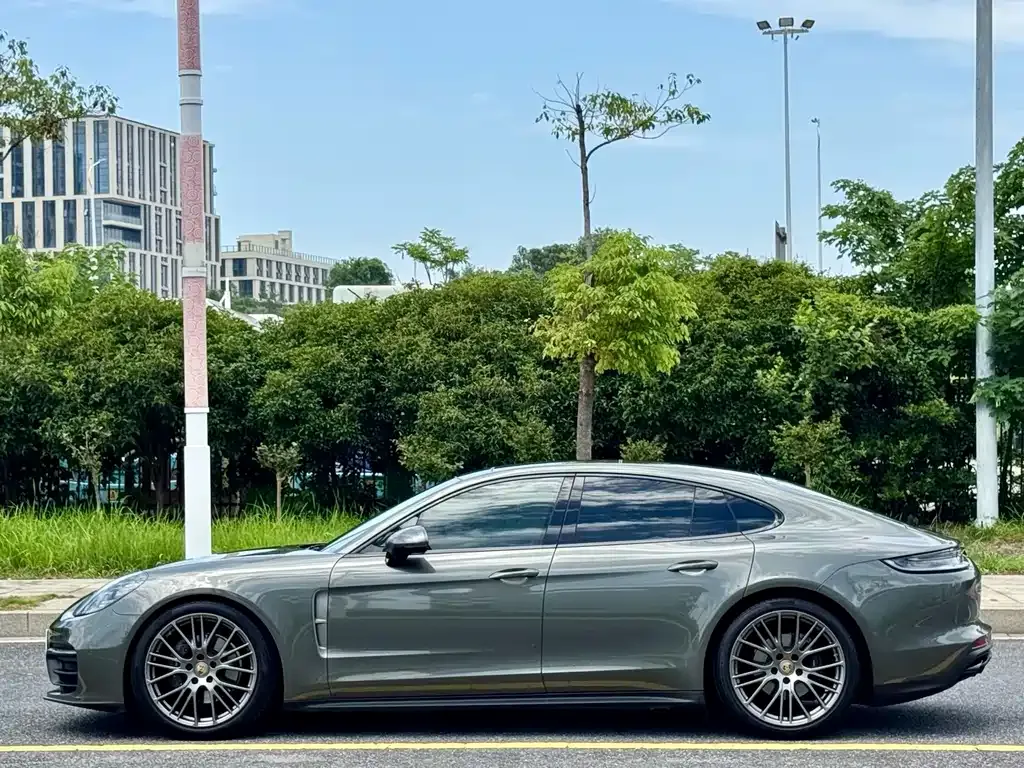 Porsche Panamera — фото 5