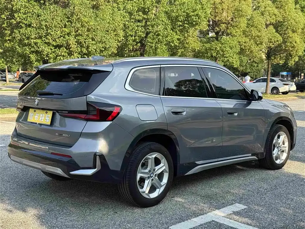 BMW X1 — фото 10