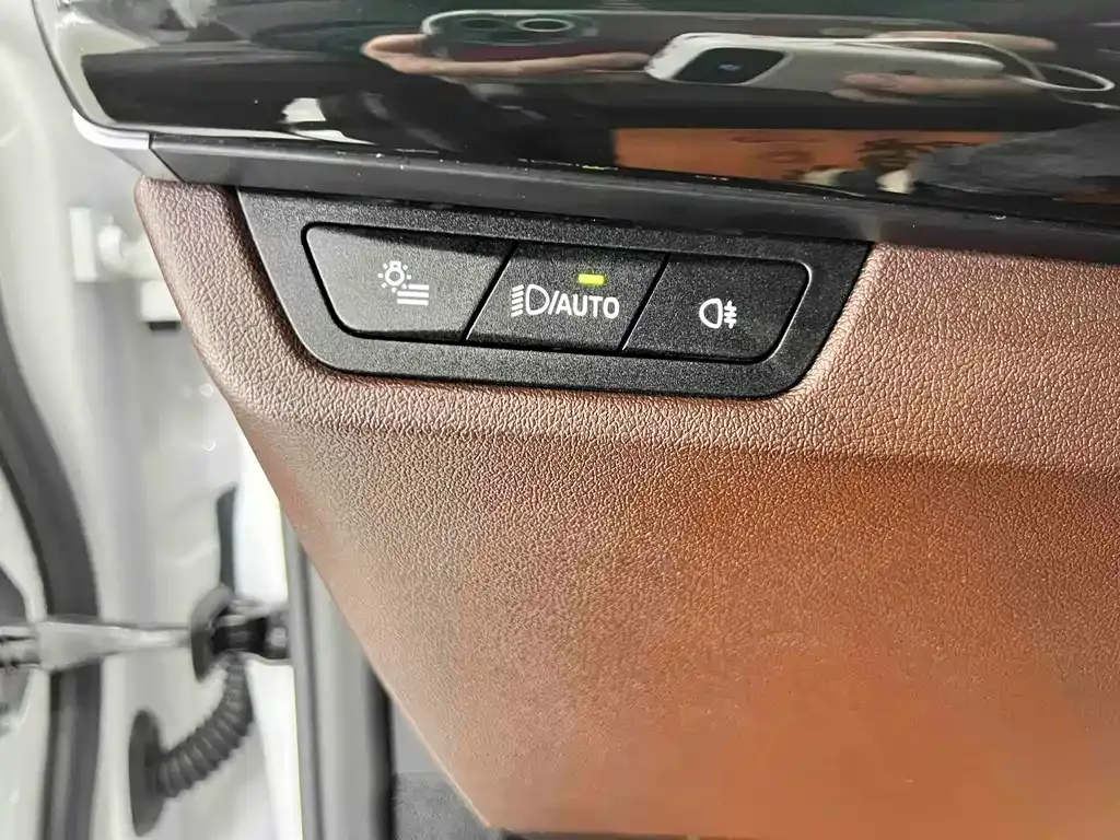 BMW X1 — фото 10