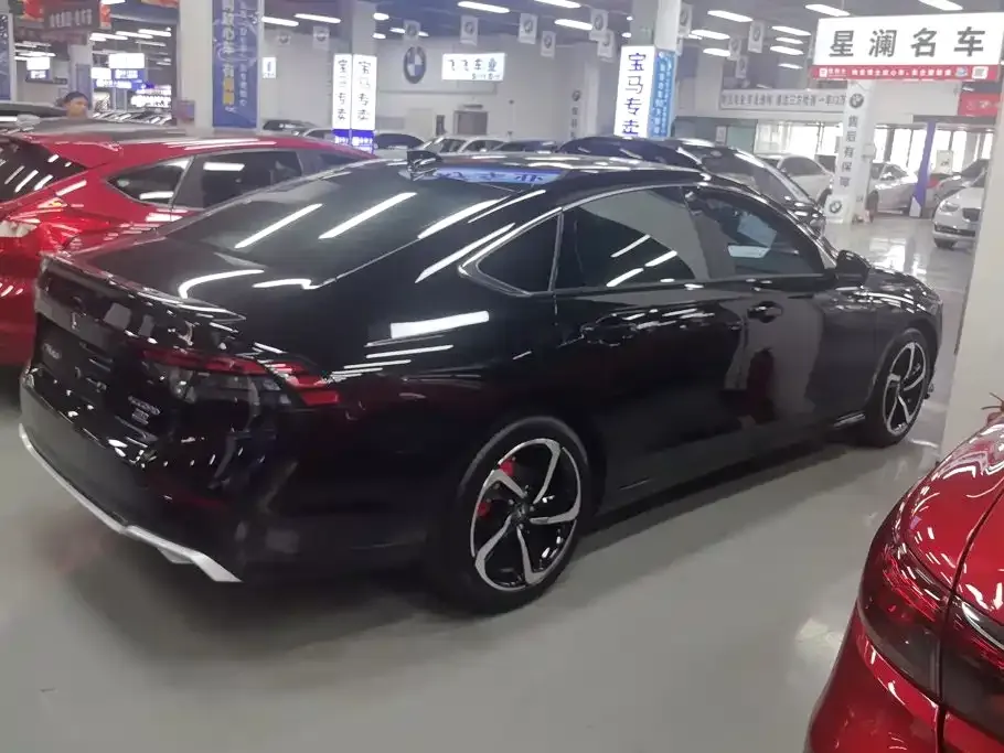 Honda Accord — фото 5