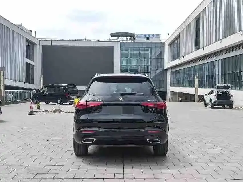Mercedes-Benz GLC 2024 из CN, фото 3