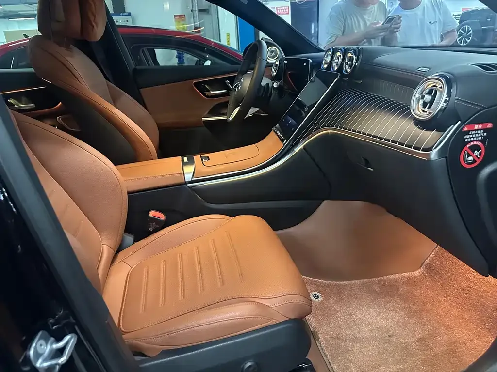 Mercedes-Benz GLC 2024 из CN, фото 10