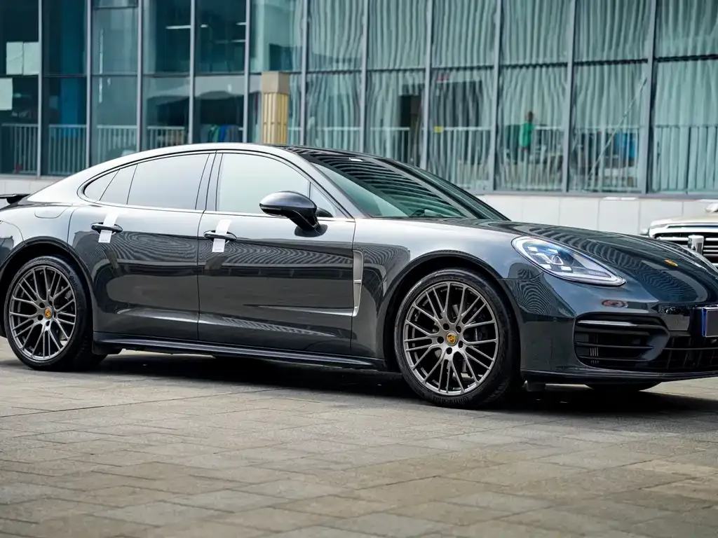 Porsche Panamera — фото 9