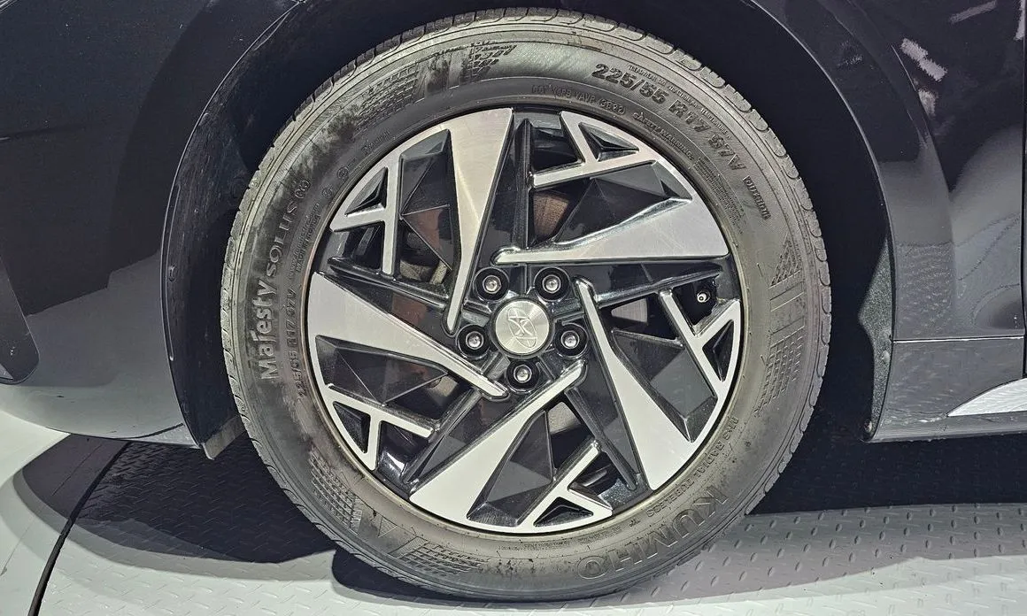 Hyundai Grandeur 2023 из KR, фото 6