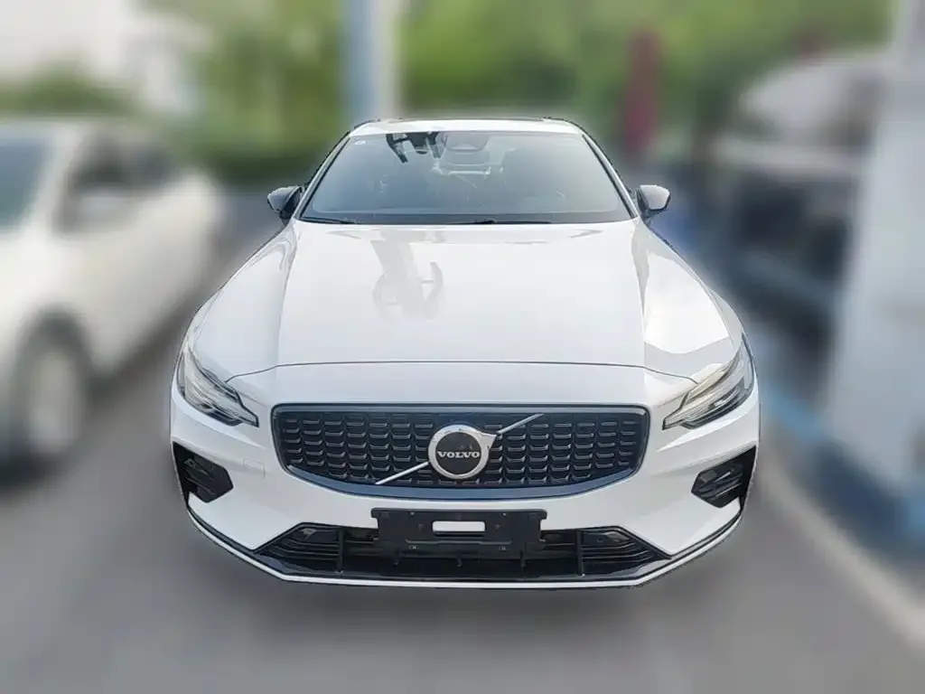 Volvo S60 — фото 2
