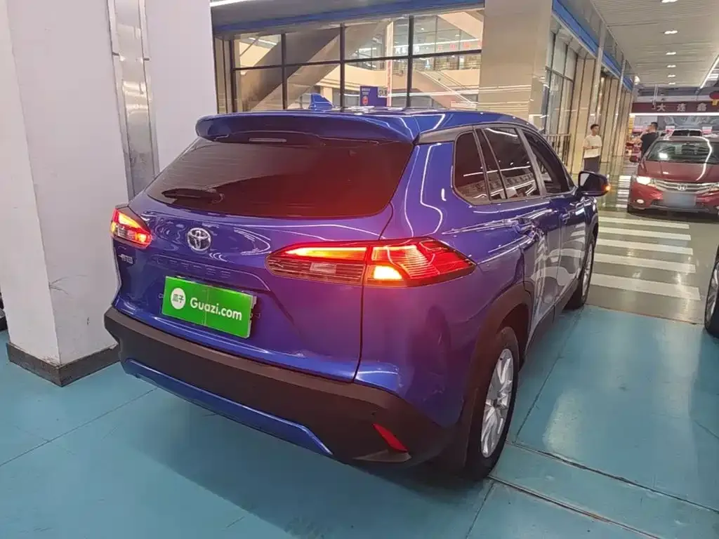 Toyota Corolla Cross — фото 4