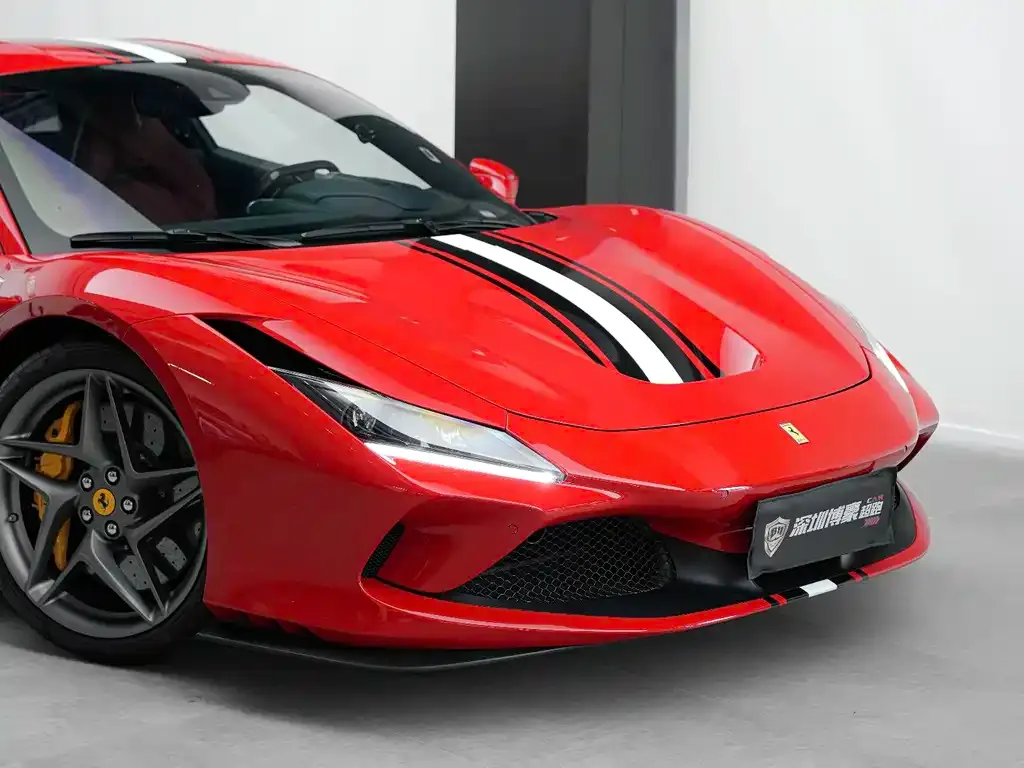 Ferrari F8 — фото 8