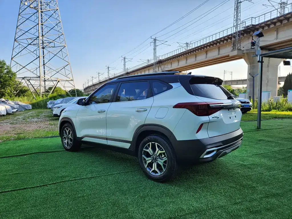 Kia KX3 — фото 8