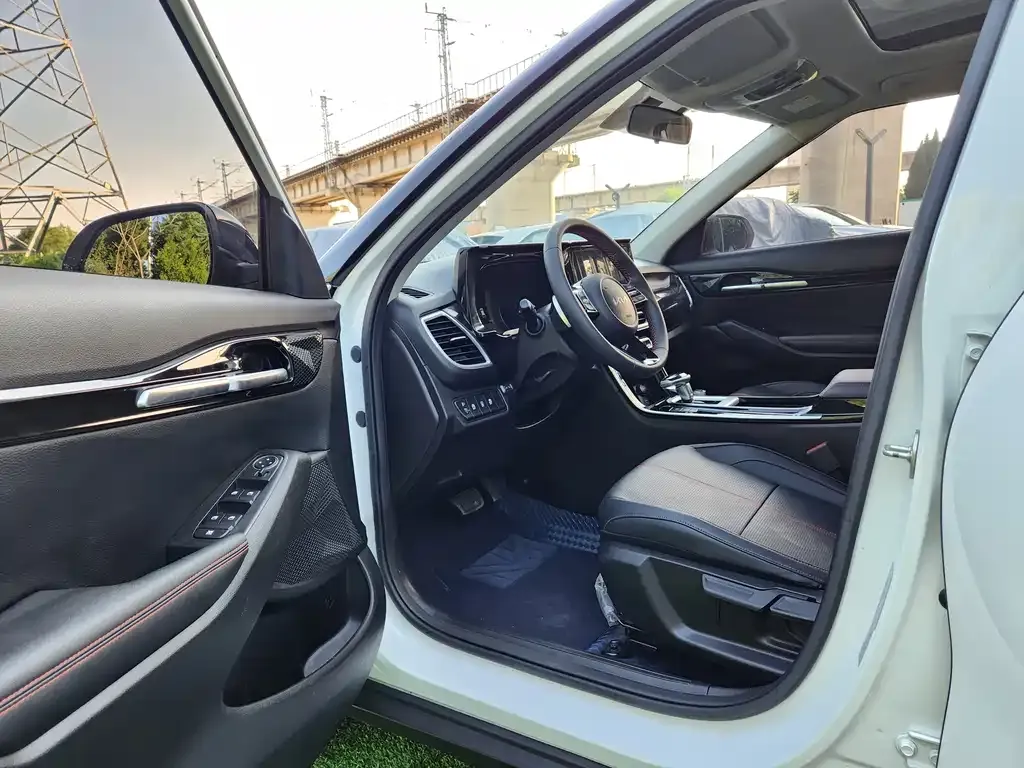 Kia KX3 — фото 4