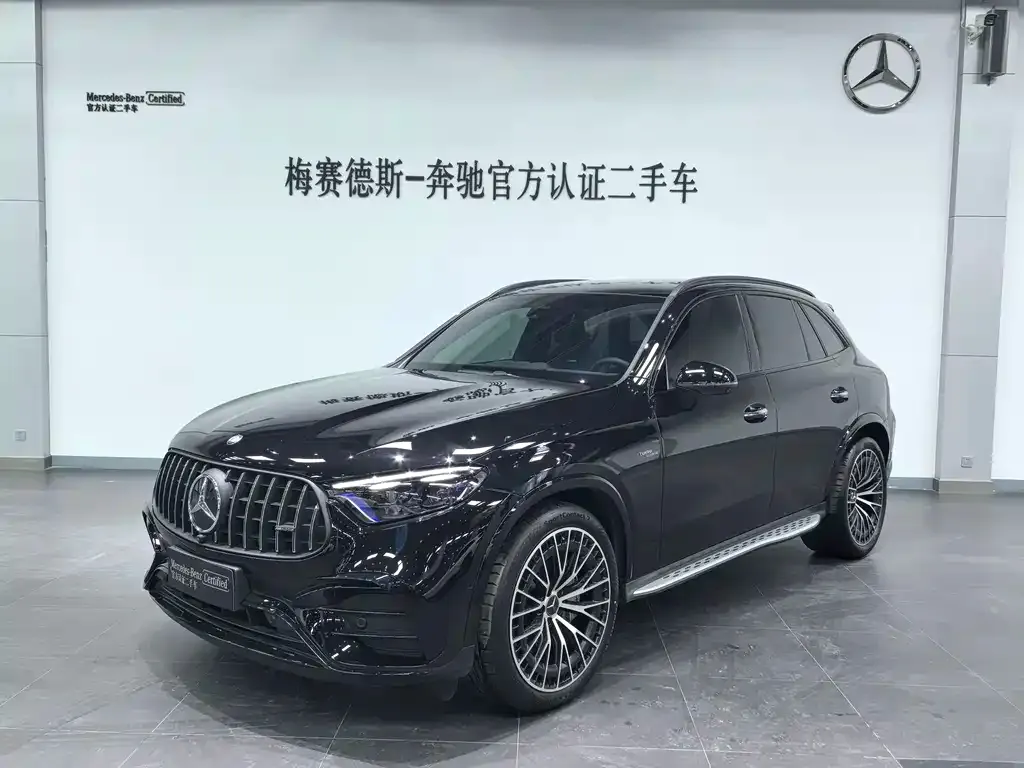 Mercedes-Benz GLC AMG — фото 1