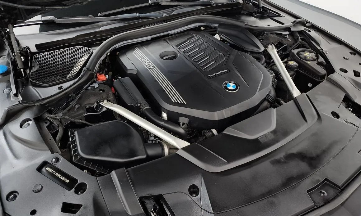 BMW 7-Series 2021 из KR, фото 8
