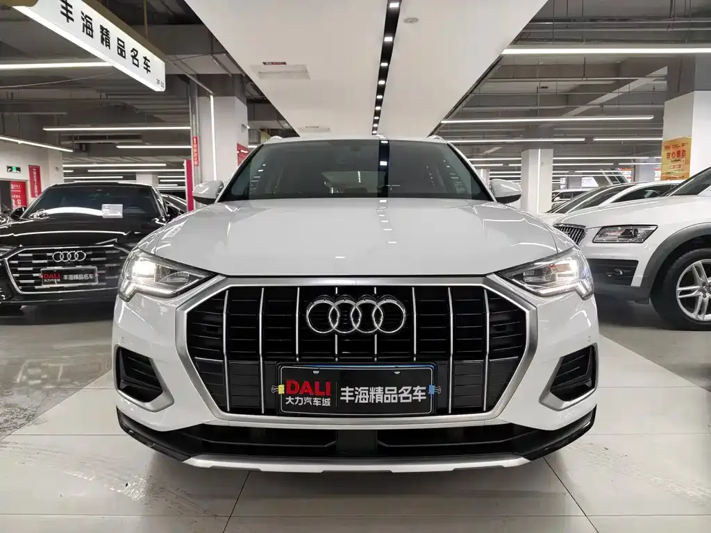 Audi Q3 — фото 3