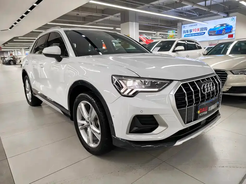 Audi Q3 — фото 5
