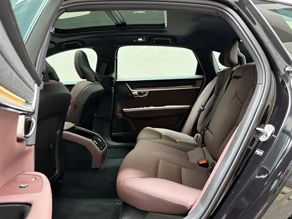 Volvo S90 — фото 4