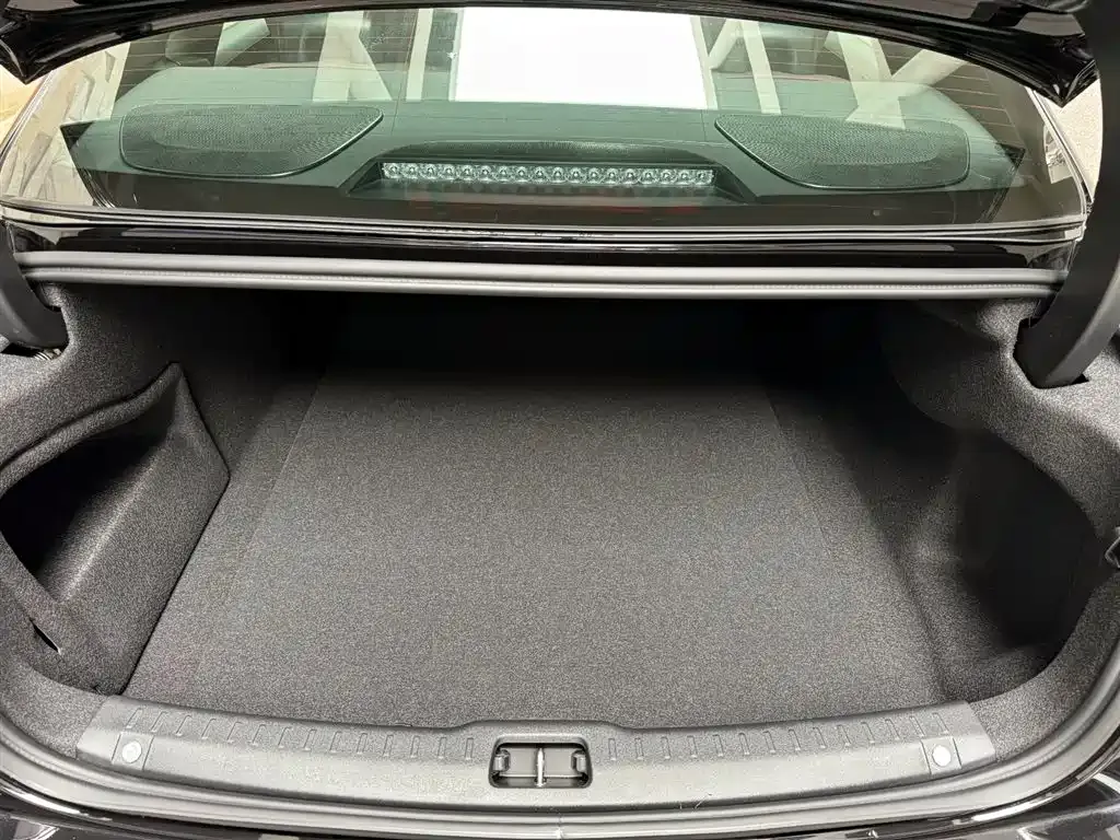 Volvo S90 — фото 10