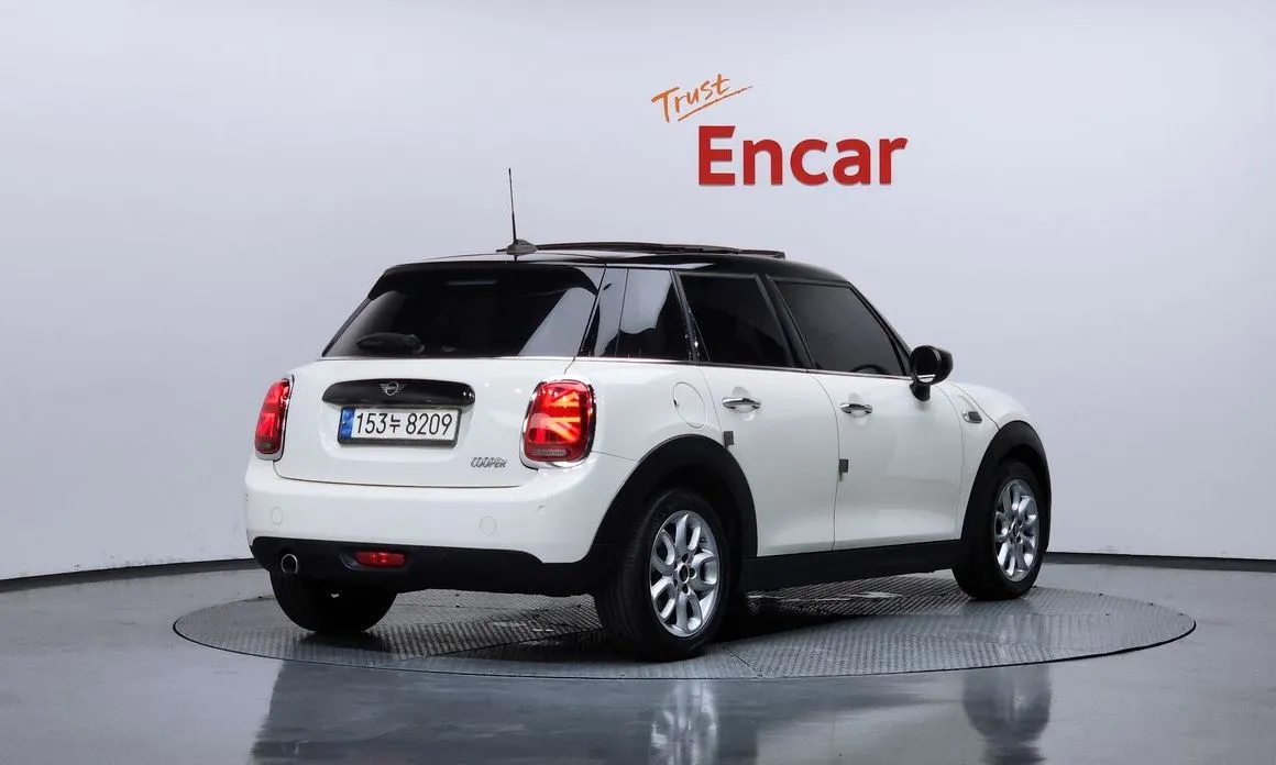 Mini Cooper 2021 из KR, фото 6