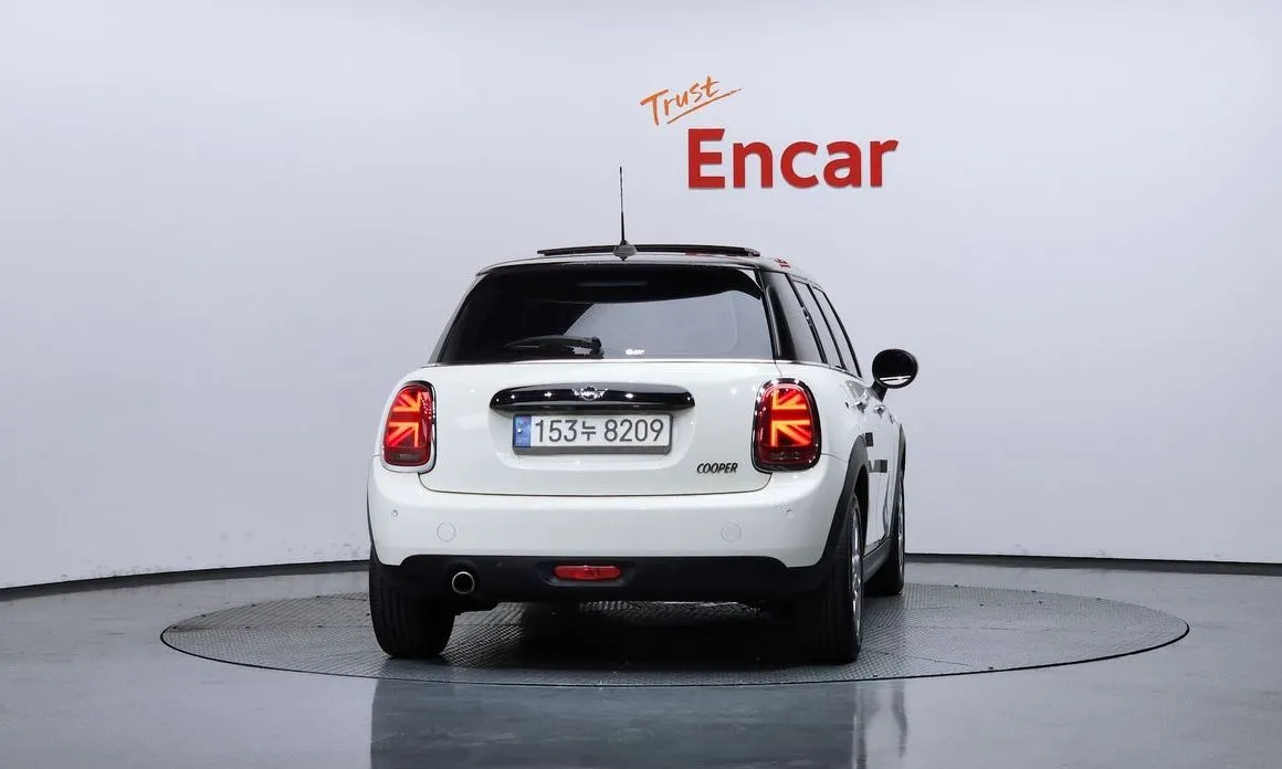 Mini Cooper 2021 из KR, фото 7
