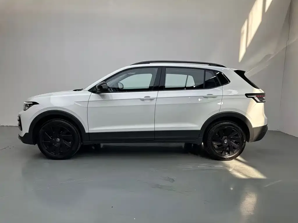 Volkswagen Tharu — фото 2