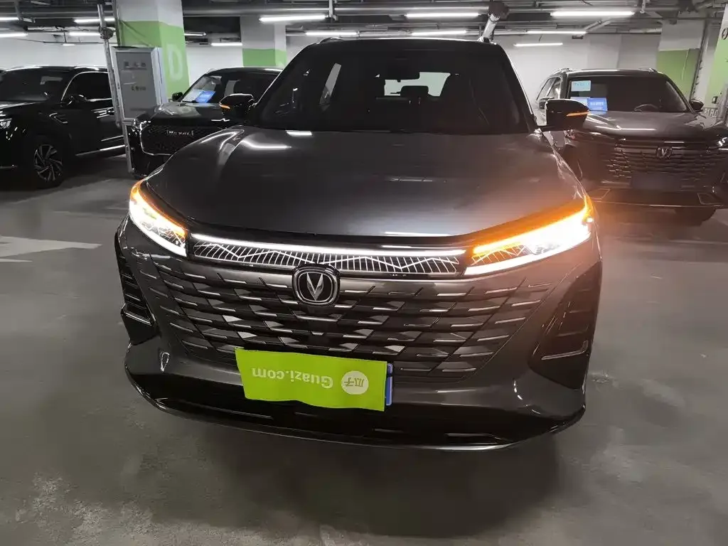 Changan CS75PLUS — фото 10