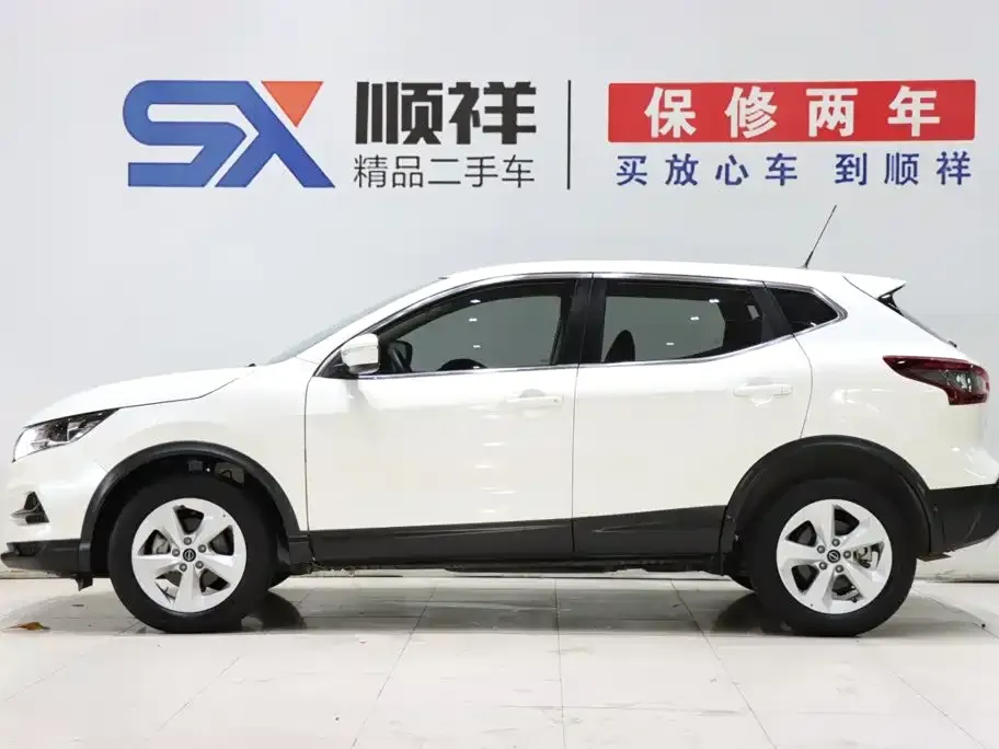 Nissan Qashqai — фото 4