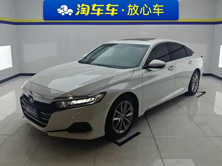 Honda Accord — фото 1