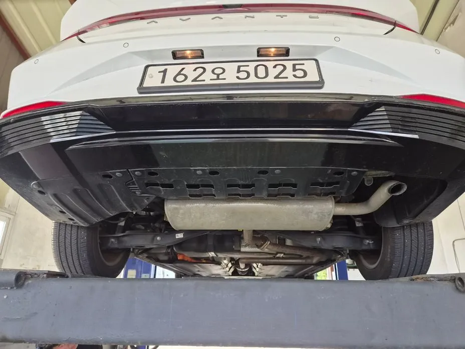 Hyundai AVANTE 2021 из KR, фото 3