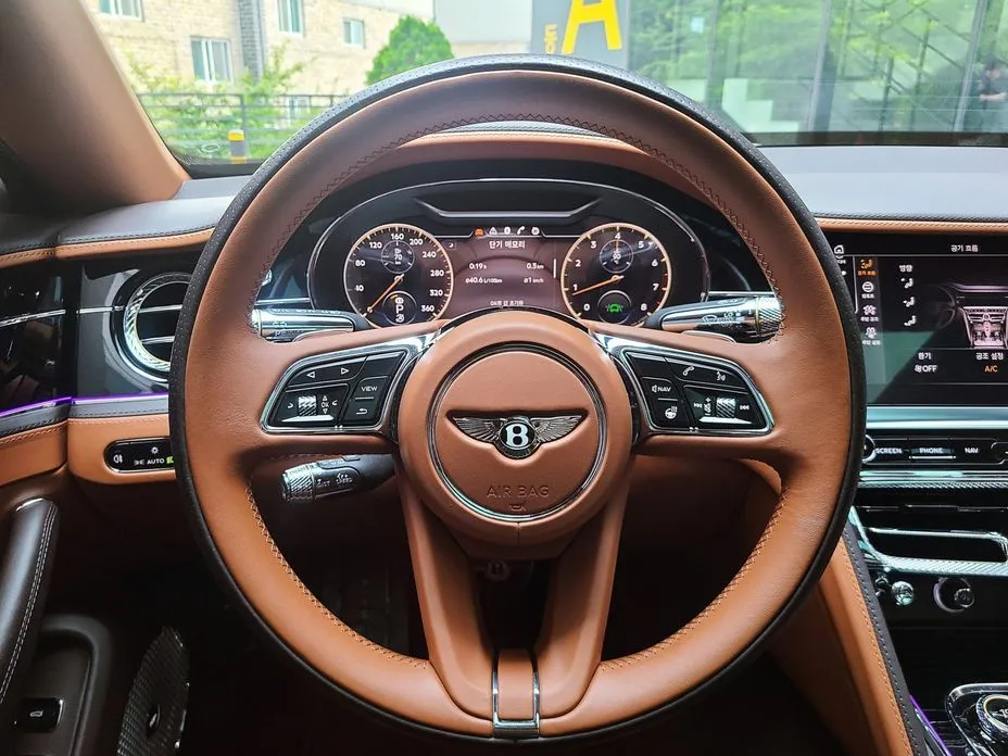 Bentley Flying Spur 2021 из KR, фото 8
