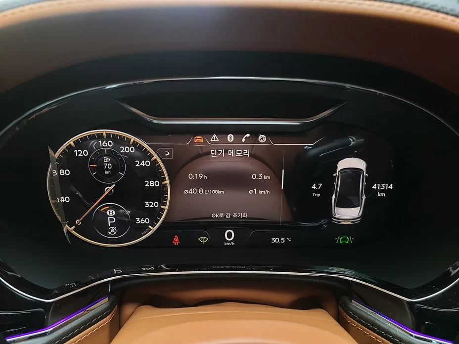 Bentley Flying Spur 2021 из KR, фото 2