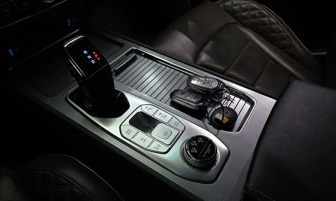 KG Mobility (Ssangyong) Rexton — фото 9