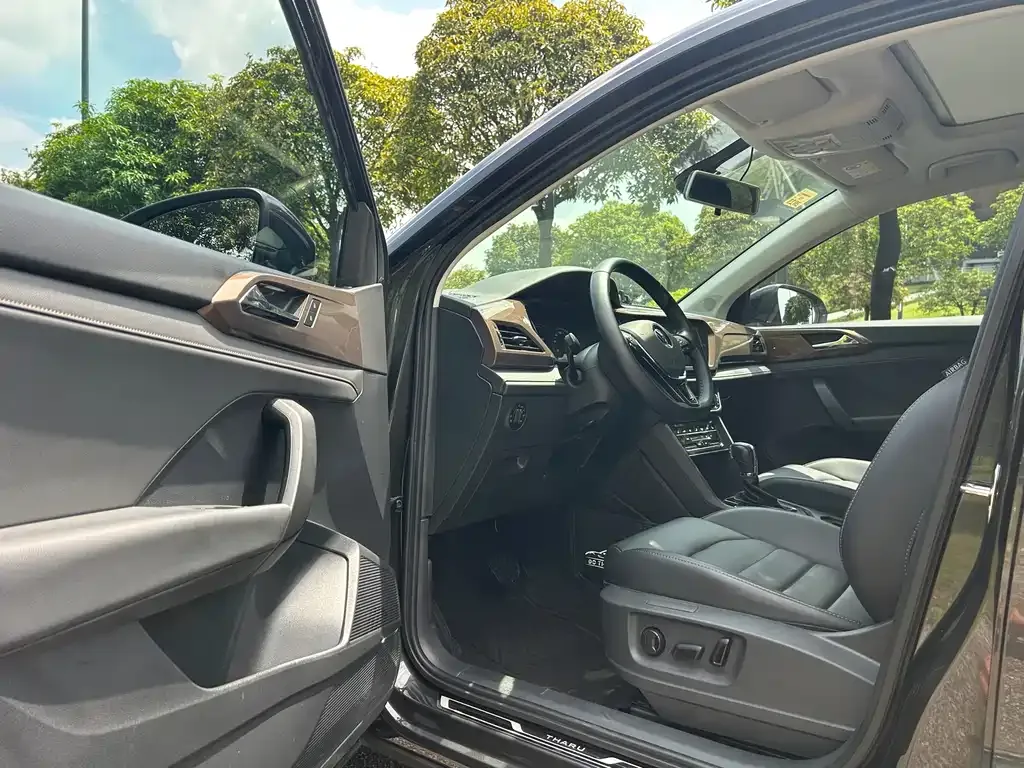 Volkswagen Tharu — фото 3
