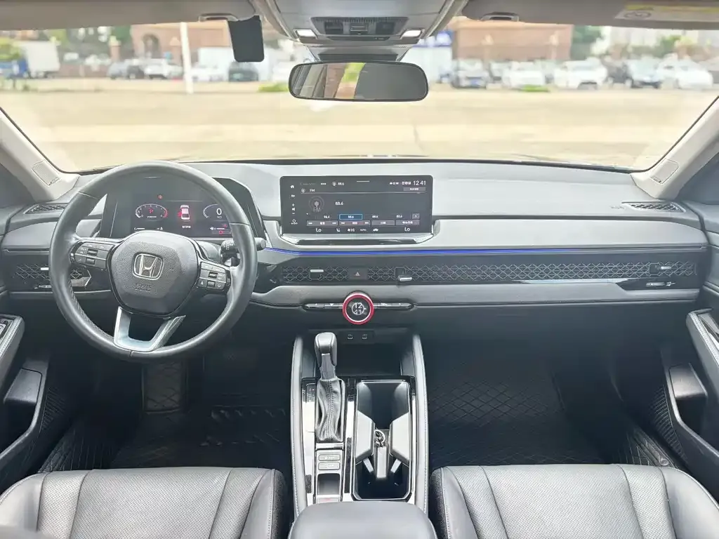 Honda Accord — фото 6