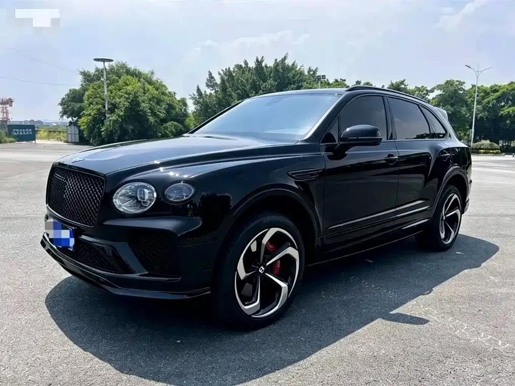 Bentley Bentayga — фото 1