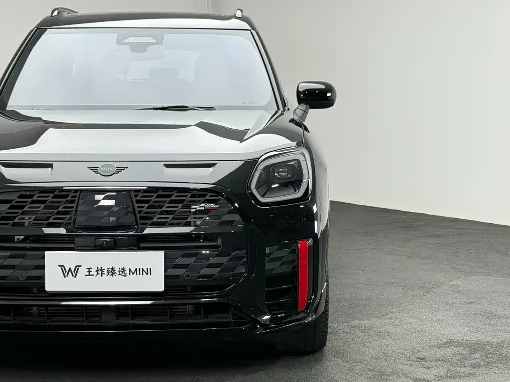 MINI Countryman JCW — фото 10