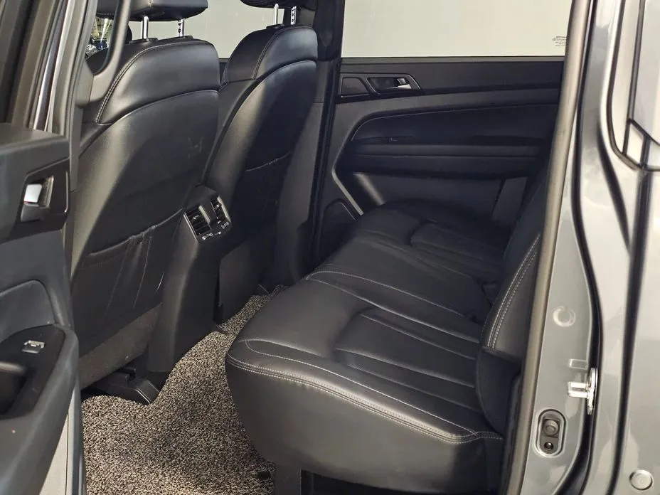 KG Mobility (Ssangyong) Rexton — фото 10
