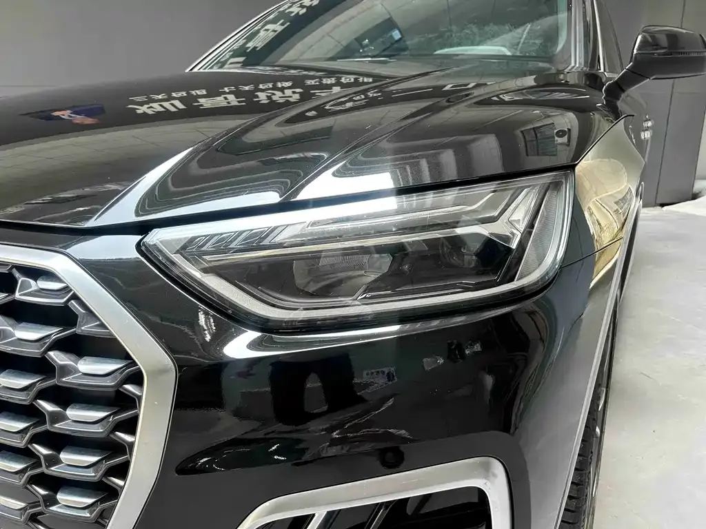 Audi Q5L Sportback — фото 6