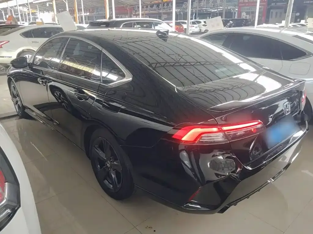Honda Inspire 2024 из CN, фото 7
