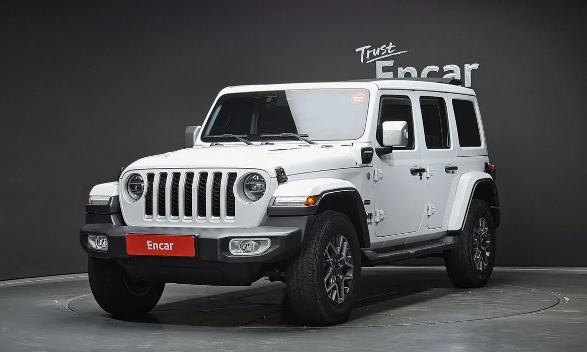 Jeep Wrangler — фото 1
