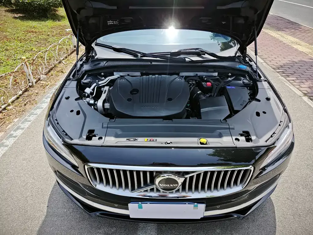 Volvo S90 — фото 6