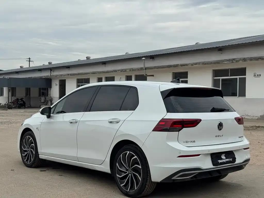 Volkswagen Golf 2022 из CN, фото 4