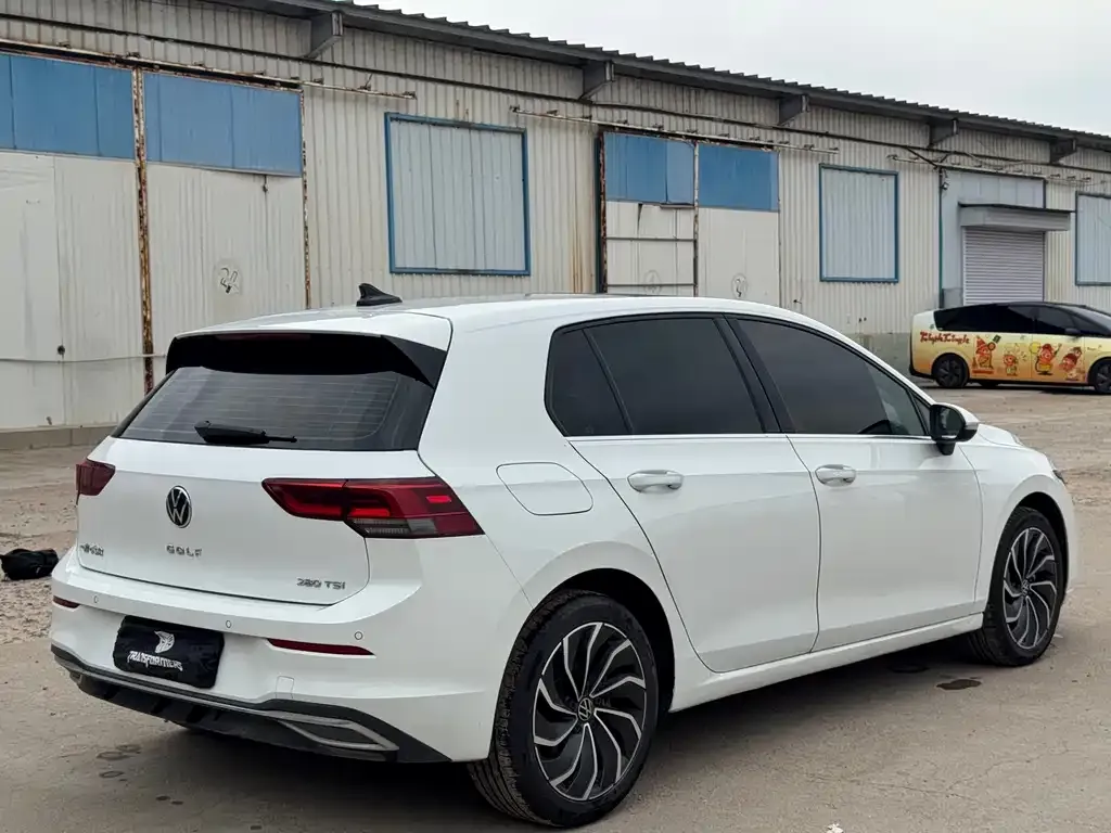Volkswagen Golf 2022 из CN, фото 6
