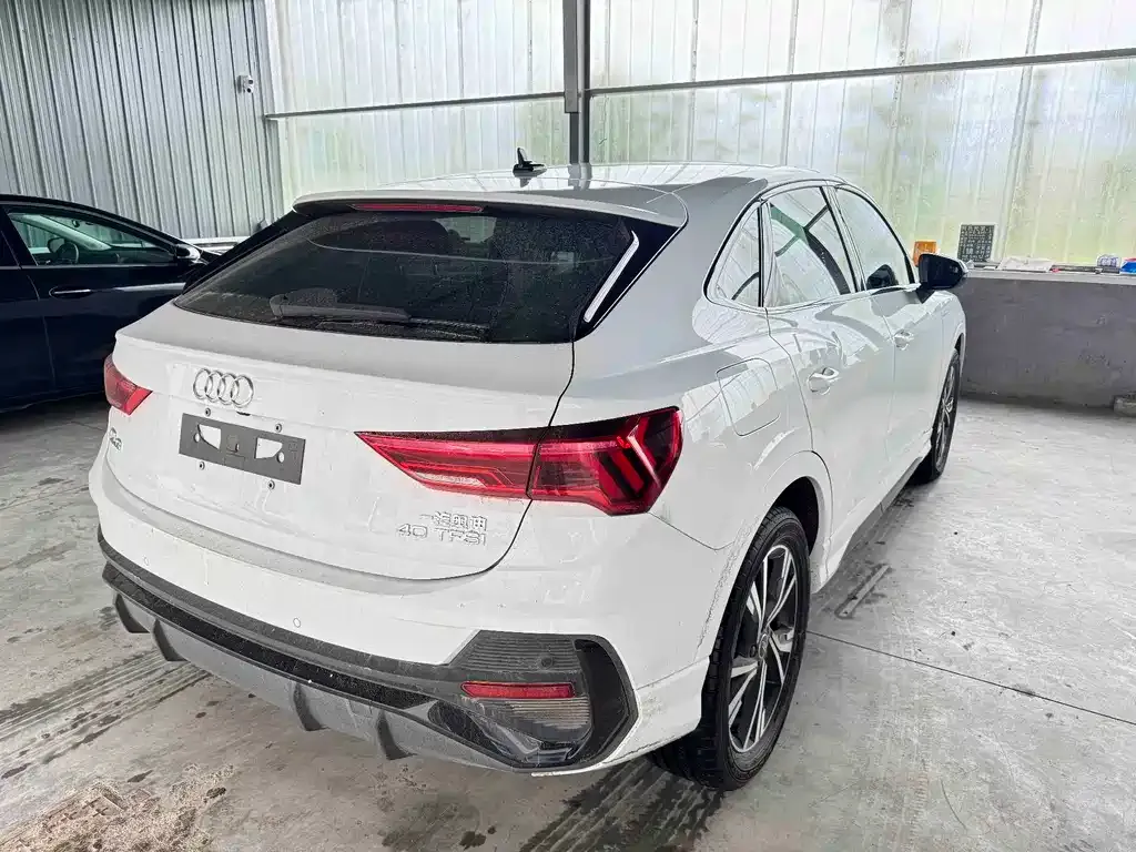 Audi Q3 Sportback — фото 4