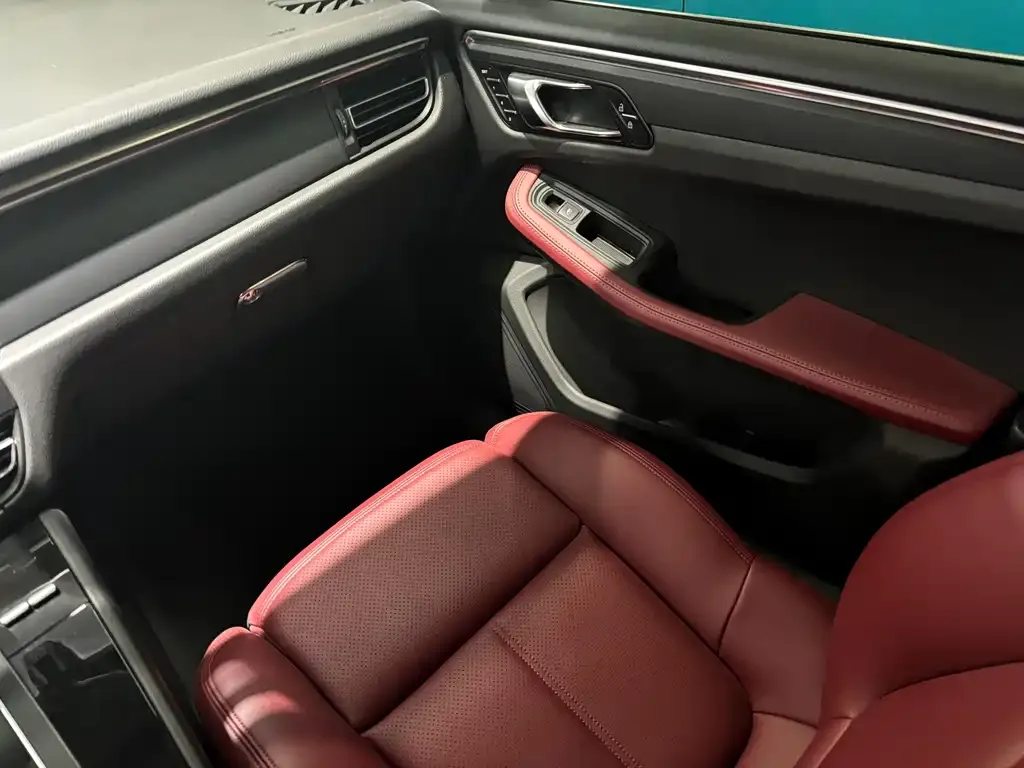Porsche Macan 2022 из CN, фото 6