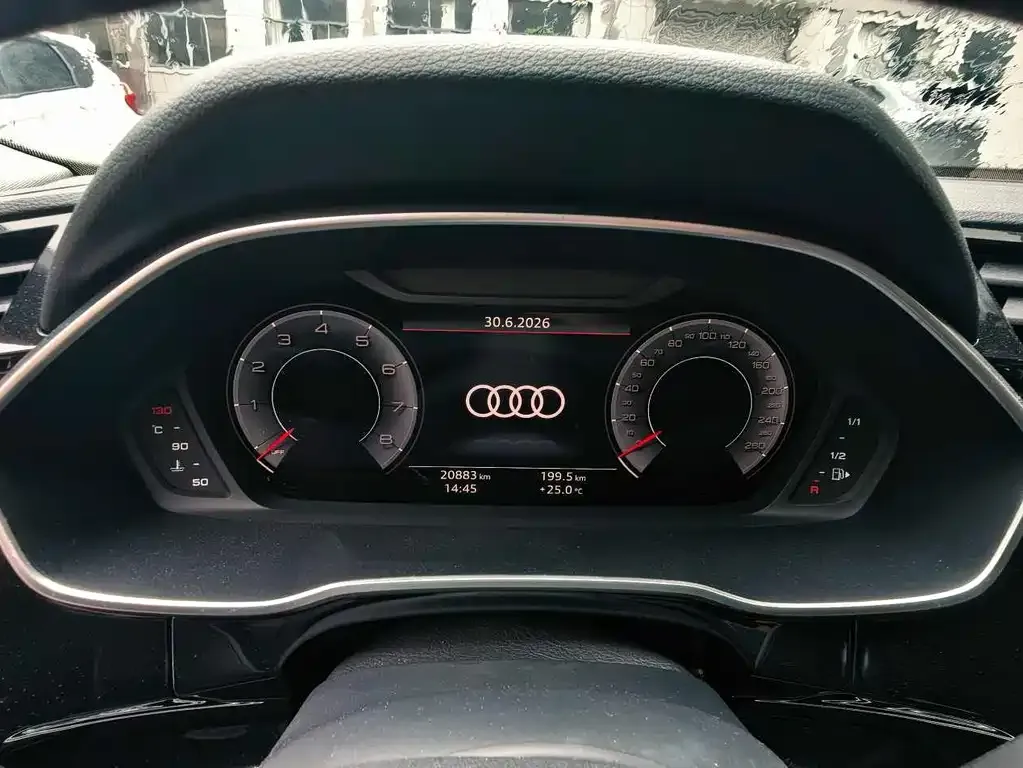 Audi Q3 — фото 2