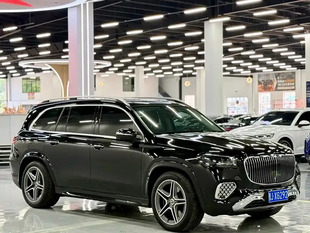 Mercedes-Benz GLS — фото 1
