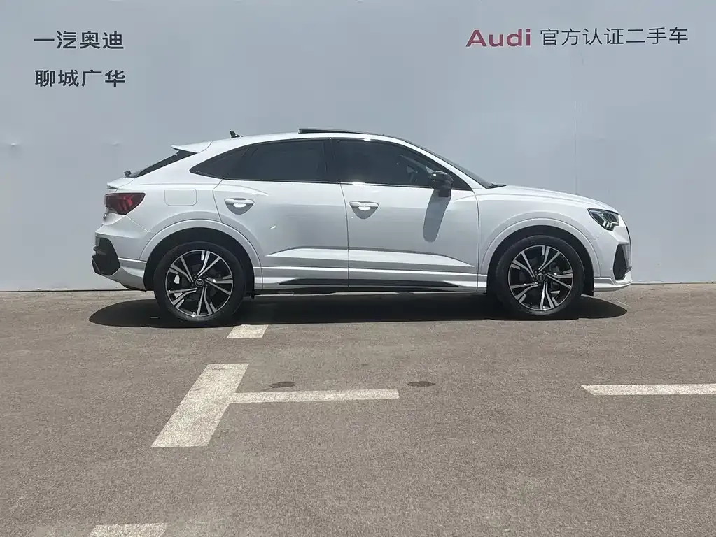 Audi Q3 Sportback — фото 5