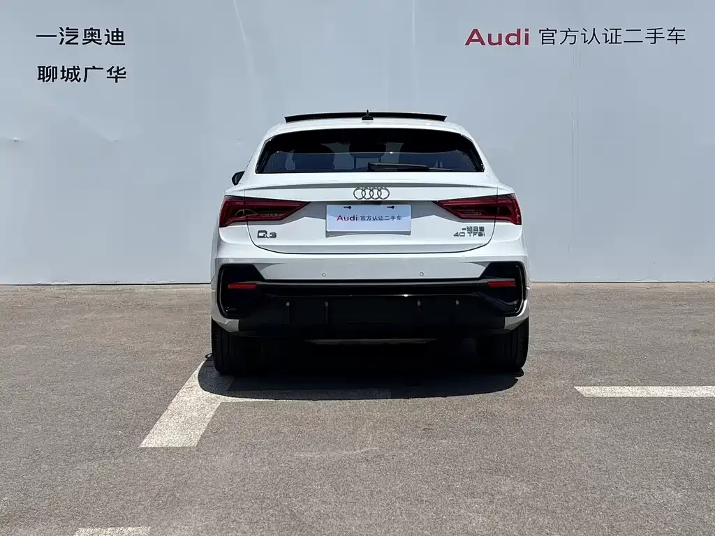 Audi Q3 Sportback — фото 10